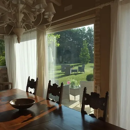 A Casa Di Delia Charming House Bed & Breakfast