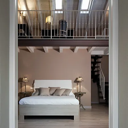 A Casa Di Delia Charming House Bed & Breakfast