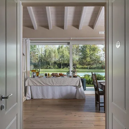 A Casa Di Delia Charming House Bed & Breakfast